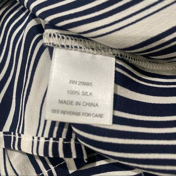 PENDLETON womens button down shirt sz 6 100% silk navy blue white stripes classy - Picture 5 of 5